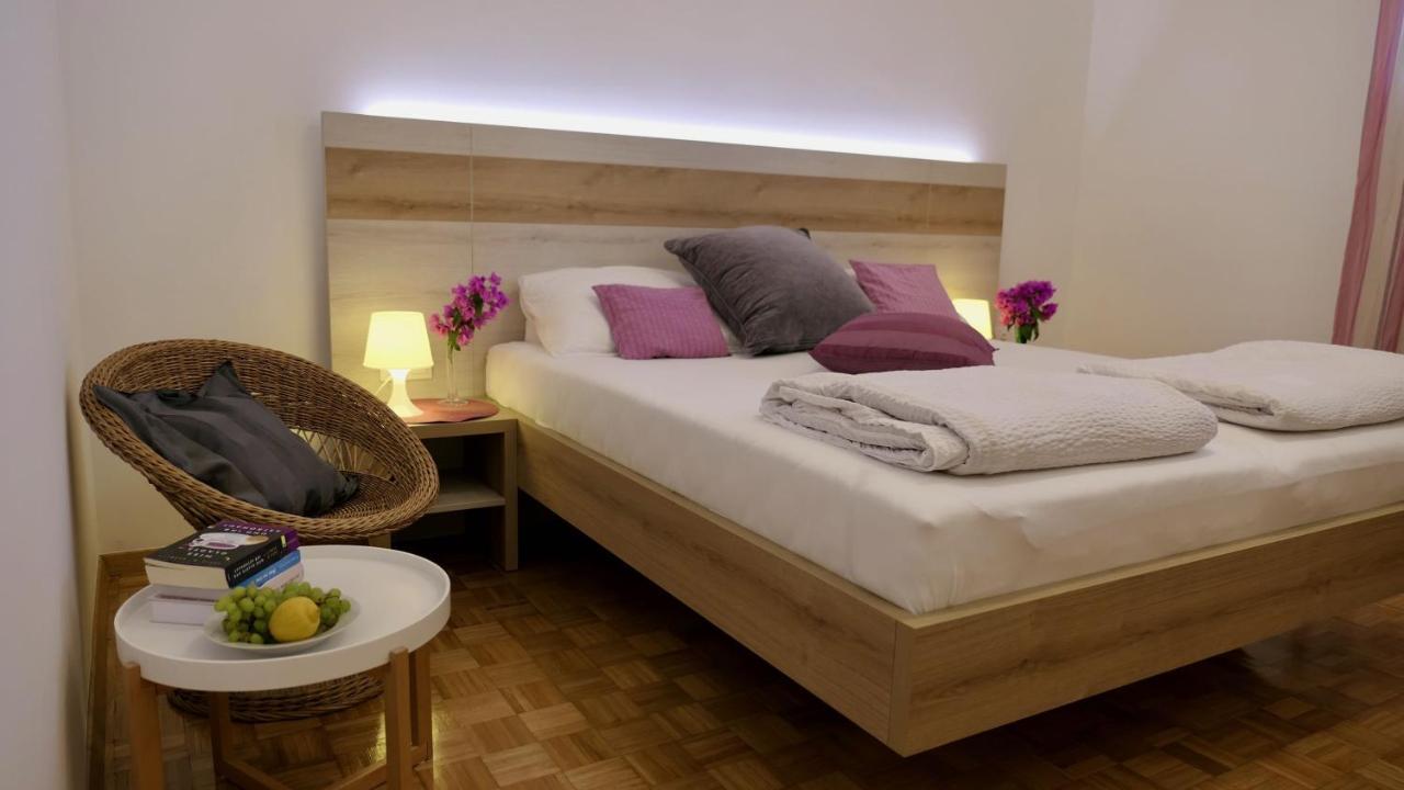 Apartments Villa Agatha Sveti Filip i Jakov Esterno foto