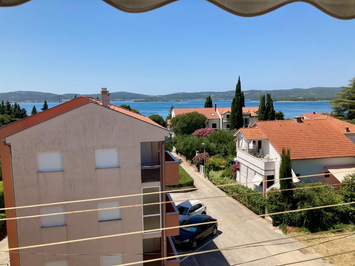 Apartments Villa Agatha Sveti Filip i Jakov Esterno foto